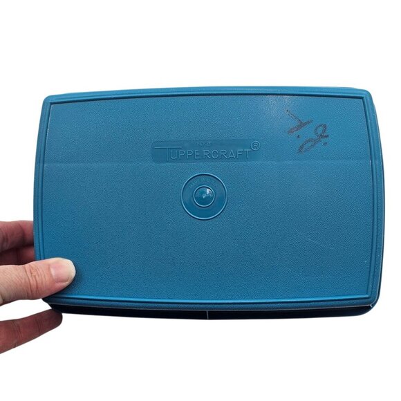 Tuppercraft by Tupperware Blue Sewing / Craft Storage Box - Picture 5 of 5